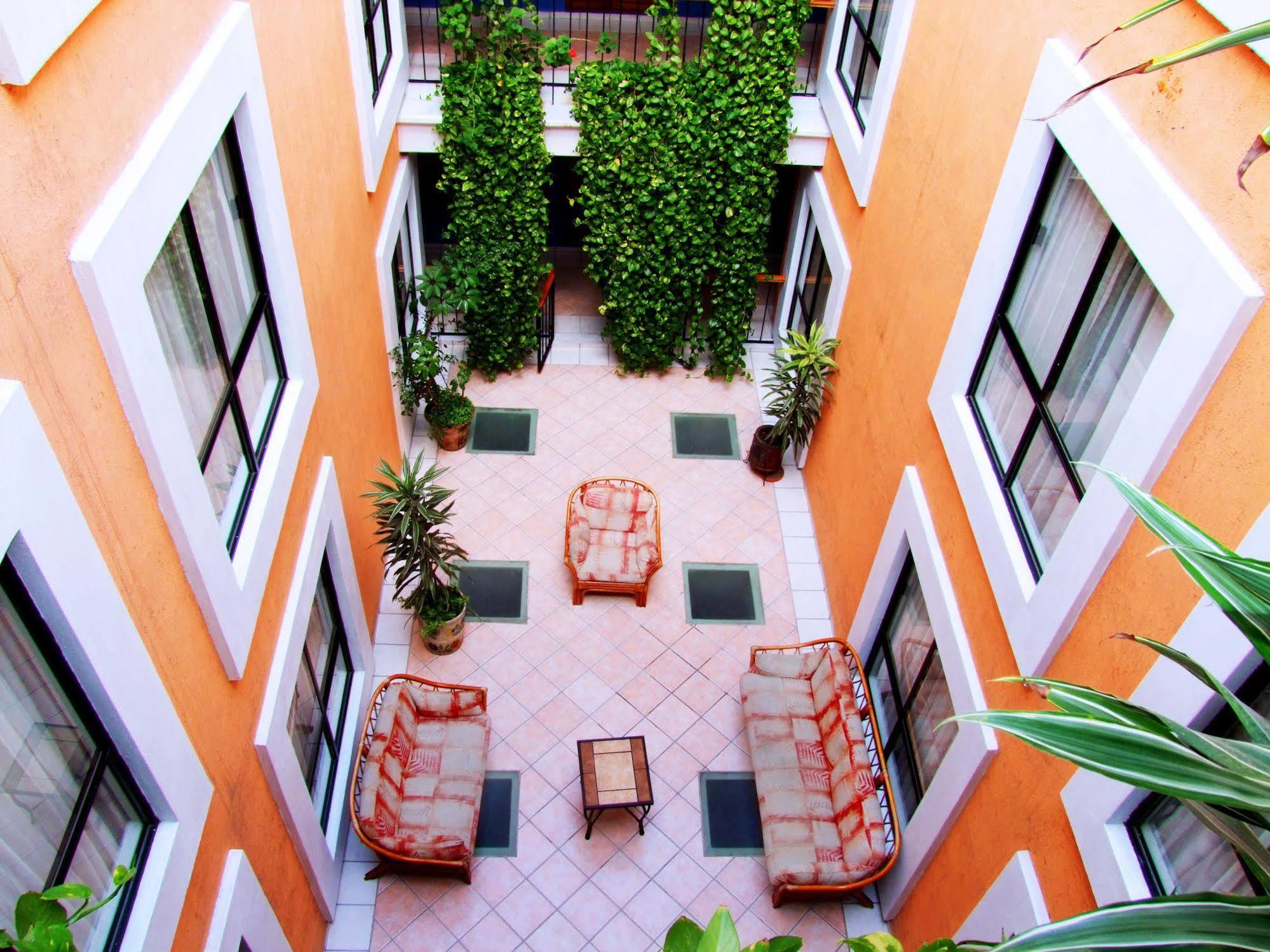 Hotel Oaxaca Dorado, Oaxaca Exterior foto